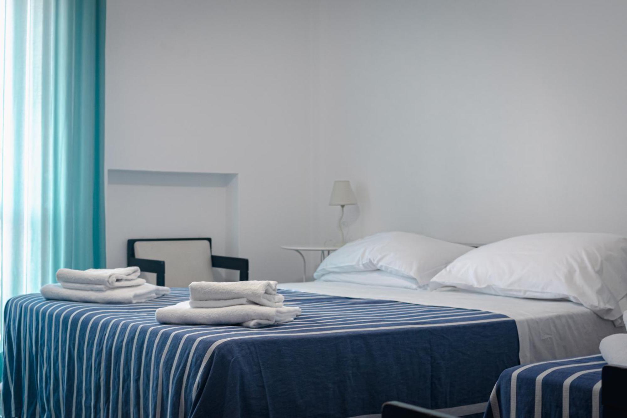 Hotel Mediterraneo Guardia Piemontese Terme Luaran gambar