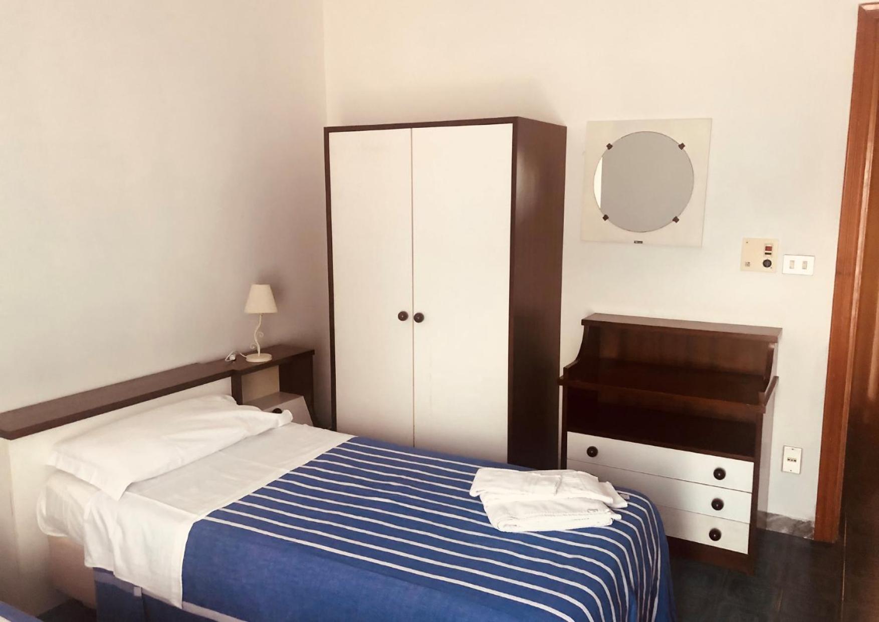 Hotel Mediterraneo Guardia Piemontese Terme Luaran gambar